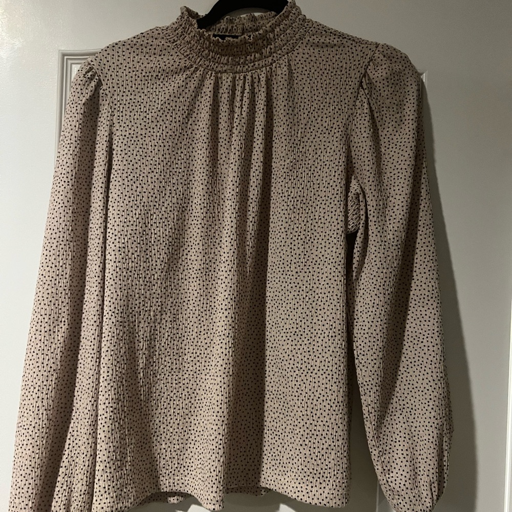 Turtle neck style blouse